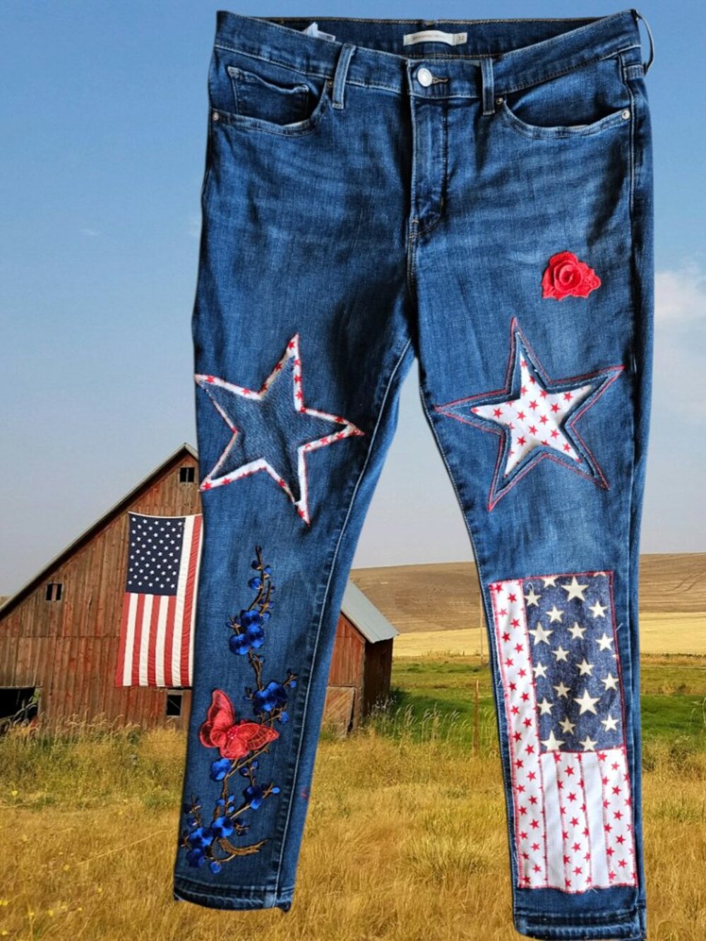 Levi's Patriotic size 32" 311 Skinny
